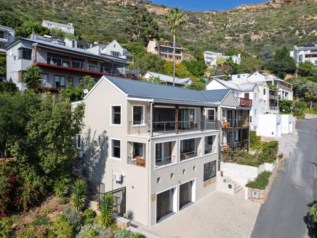 House for rent in Simons Town, Western Cape