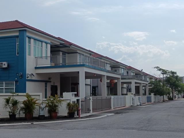 Terraced House for sale in Wellesley, Penang
