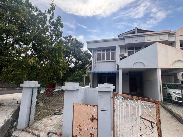 Terraced House for rent in Wellesley, Penang