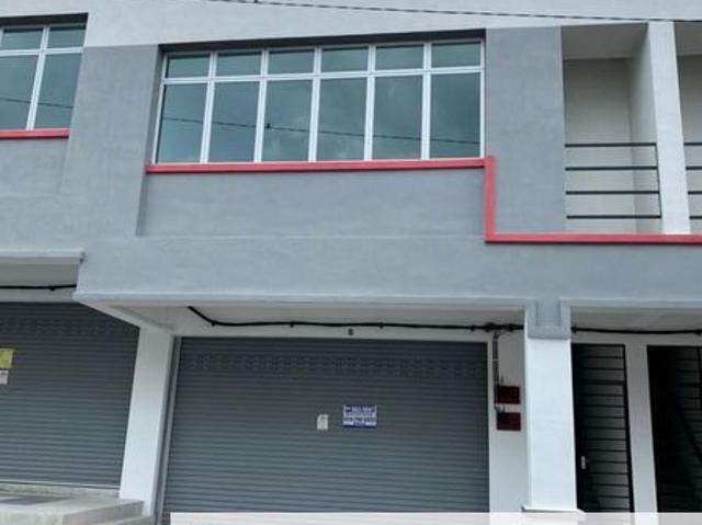 Shop for sale in Kluang, Johor