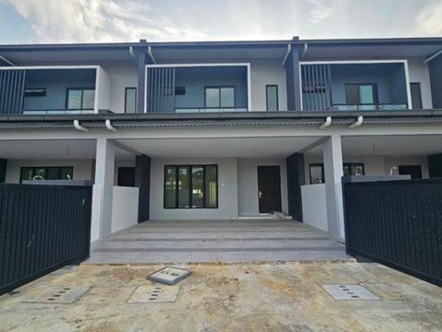 Terraced House for sale in Kuching