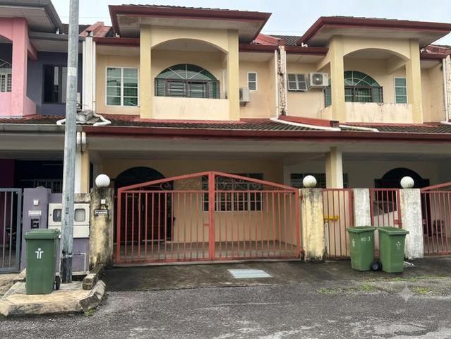 Terraced House for rent in Kuching, Sarawak