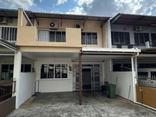 Terraced House for rent in Kuching