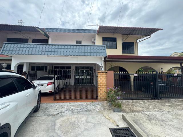 Terraced House for rent in Kuching