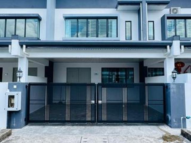 Terraced House for rent in Kuching