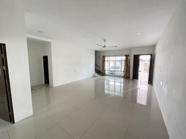 Terraced House for sale in Bintulu, Bahagian Bintulu