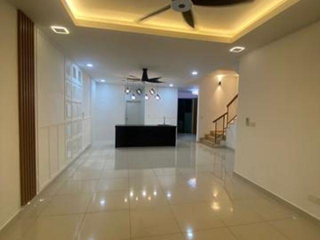 Terraced House for sale in Tanjong Sepat, Selangor