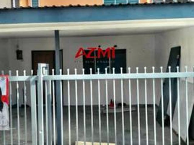 Terraced House for sale in Kuching, Sarawak