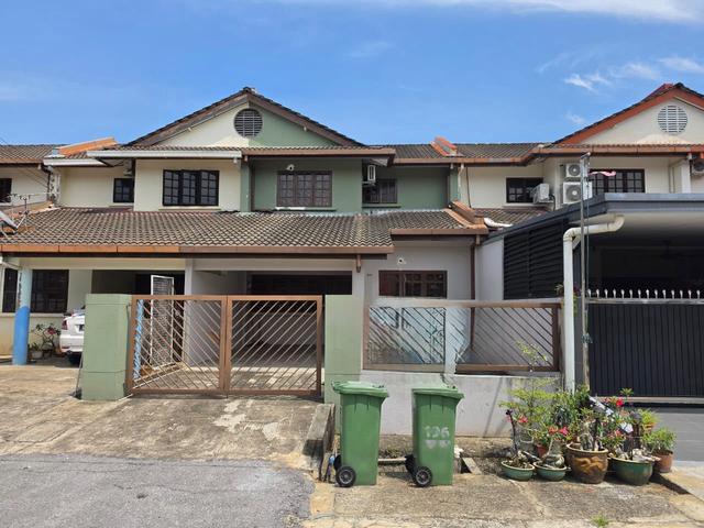 Terraced House for rent in Kuching, Sarawak