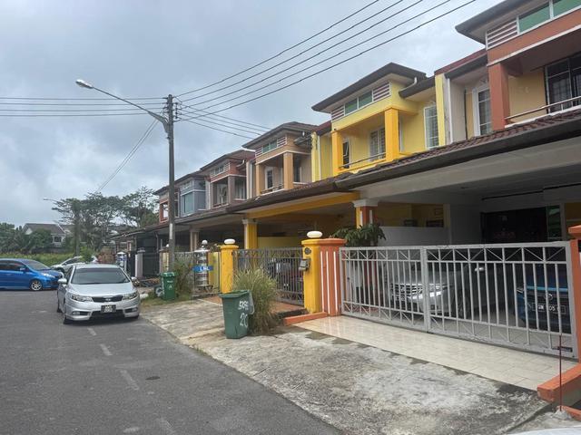 Terraced House for sale in Samarahan, Kota Samarahan