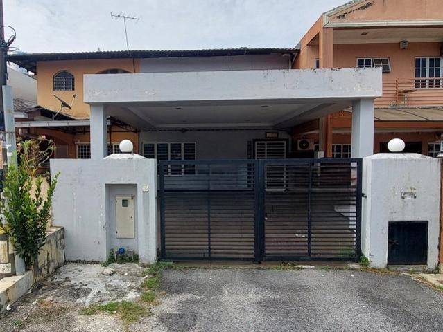 Terraced House for sale in Langat, Selangor