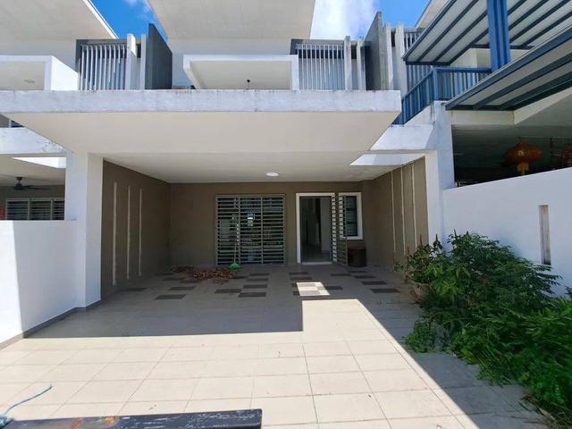 Terraced House for sale in Sendayan Village, Negeri Sembilan