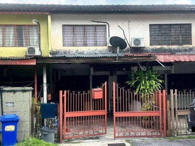Terraced House for sale in Langat, Selangor