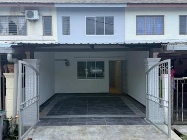 Terraced House for sale in Pekan Nanas, Johor