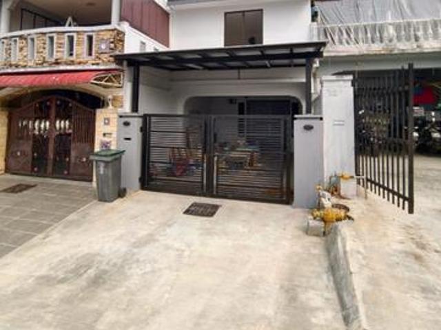 Terraced House for sale in Sungai Mati, Tangkak