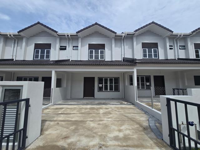 Terraced House for rent in Tanjong Sepat, Selangor