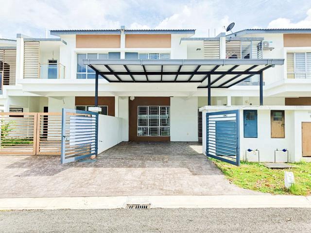 Terraced House for sale in Tanjong Sepat, Selangor