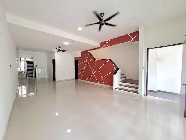 Terraced House for sale in Alam Impian, Selangor