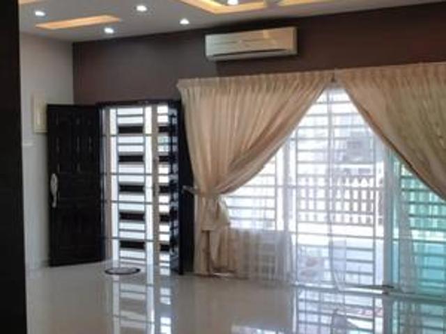 Terraced House for rent in Barat Daya, George Town