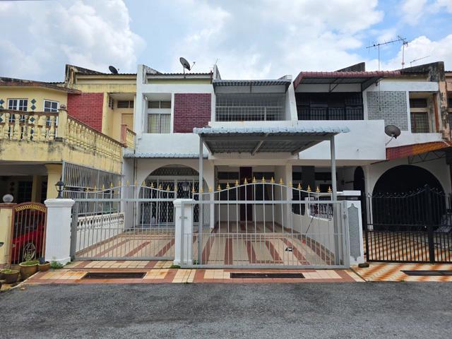 Terraced House for sale in Sendayan Village, Negeri Sembilan