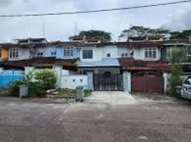 Terraced House for rent in Ulu Tiram