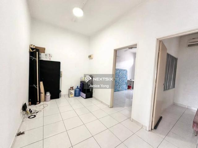Residential House for sale in Tangkak
