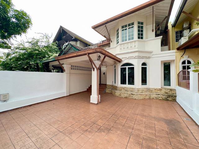 Terraced House for sale in Country Heights Damansara, Kuala Lumpur