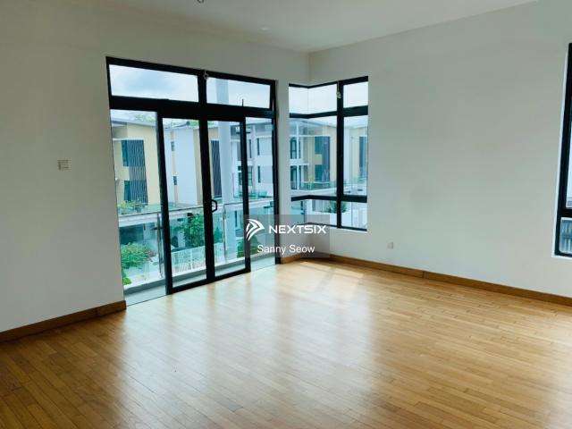 Residential House for sale in Kuching