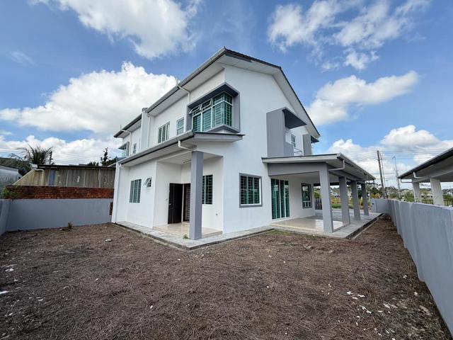Terraced House for sale in Samarahan, Kota Samarahan