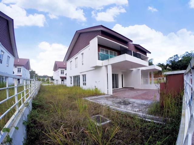 Residential House for sale in Tanjong Sepat, Selangor