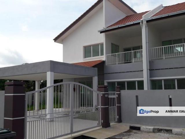 House for sale in Durian Tunggal, Malaka