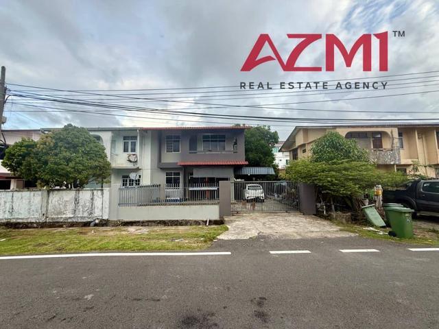 Residential House for sale in Miri, Bahagian Miri