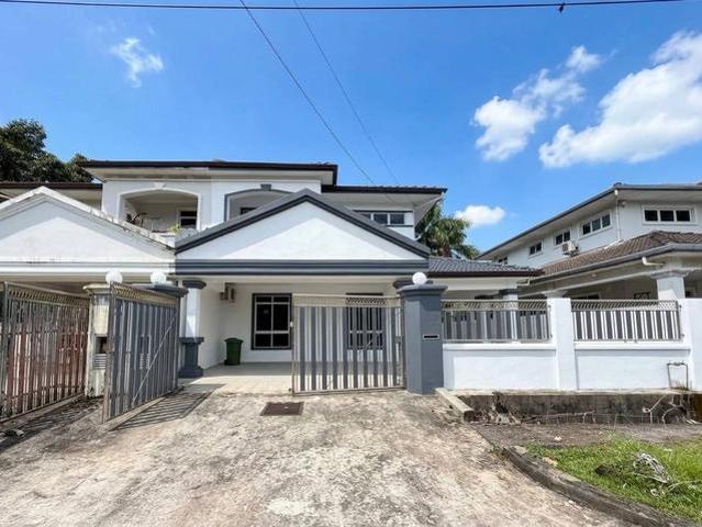 Residential House for sale in Long Miri, Sarawak