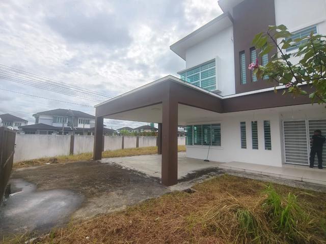 Terraced House for sale in Samarahan, Kota Samarahan