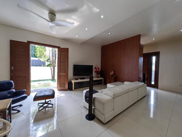 Bungalow for sale in Malaka