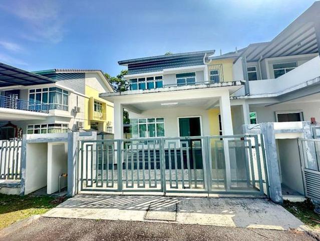 Residential House for sale in Sendayan Village, Negeri Sembilan