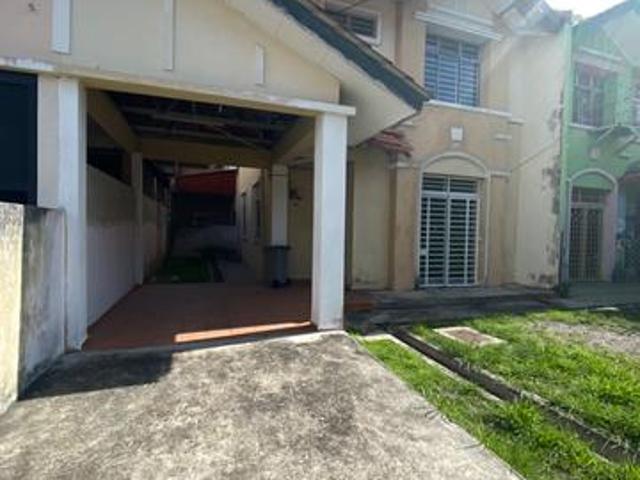 Residential House for sale in Malaka
