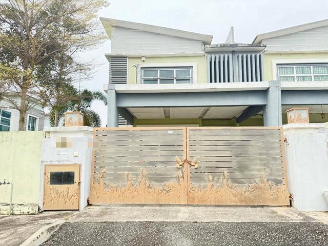 Residential House for sale in Sendayan Village, Negeri Sembilan