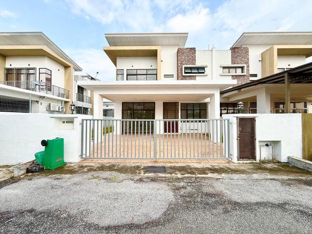 Residential House for sale in Kajang, Langat