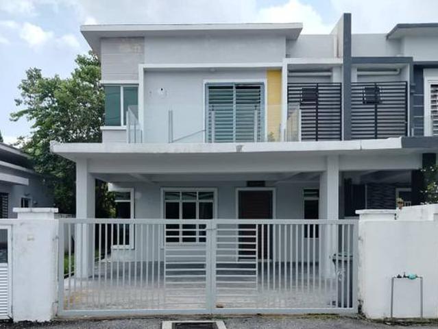 Residential House for sale in Sendayan Village, Negeri Sembilan