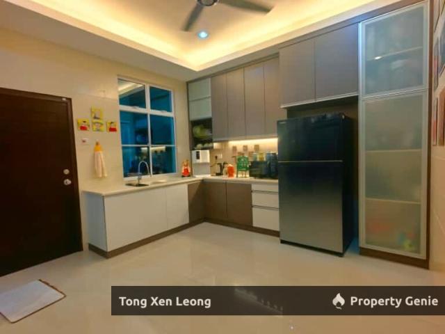 Residential House for sale in Malaka