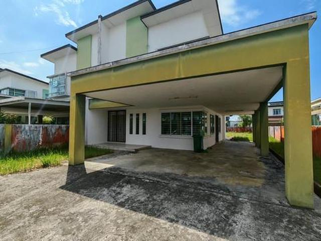 Residential House for sale in Kota Samarahan, Bahagian Samarahan
