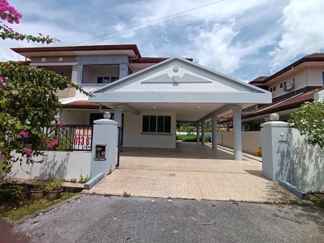 Terraced House for rent in Kuching