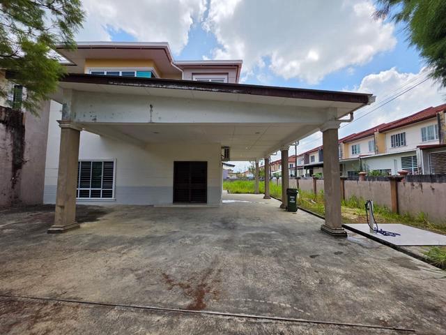 Residential House for rent in Kuching