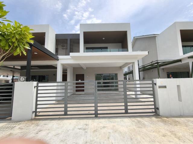 Bungalow for rent in Wellesley, Penang