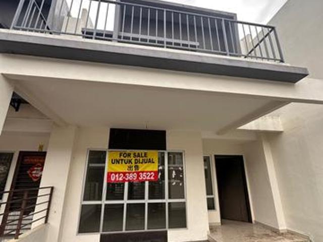 Terraced House for sale in Tanjong Sepat, Selangor