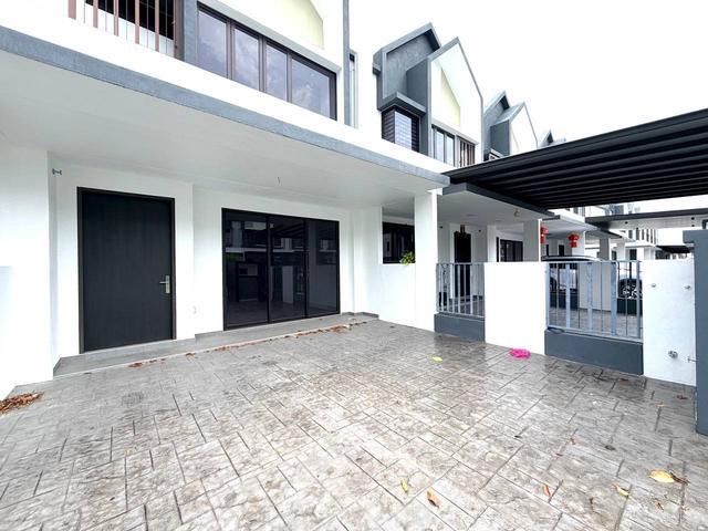 Terraced House for sale in Tanjong Sepat, Selangor