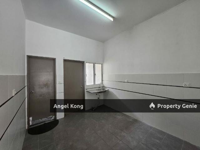 House for rent in Petaling, Alam Impian