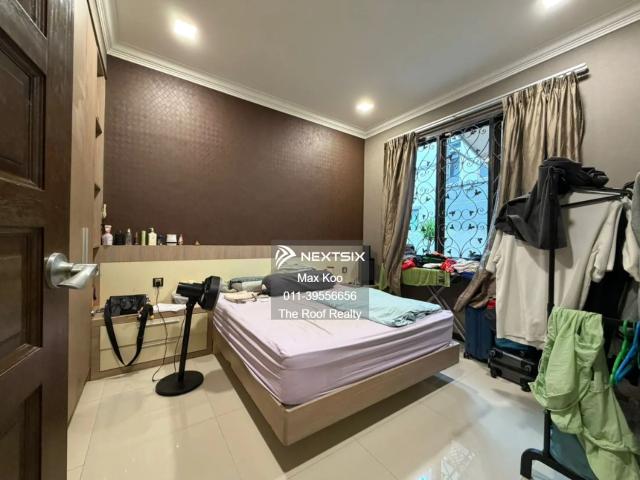 Shop for sale in Johor