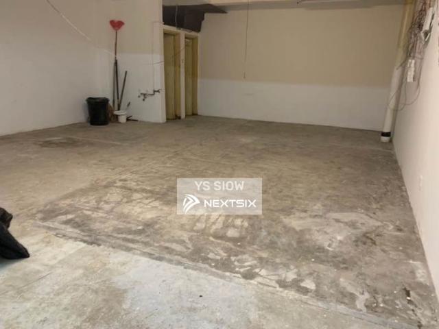 Shop for rent in Georgetown, Penang